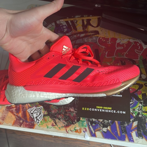 Adidas womens sneakers - Picture 2 of 5